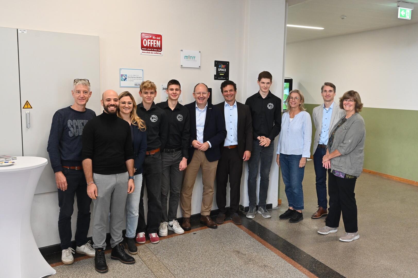 OB Specht bei Auszeichnungen für Ludwig-Frank-Gymnasium