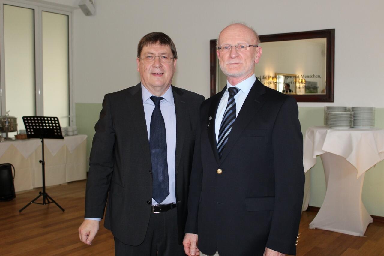 Sportbürgermeister Lothar Quast mit Günter Biehal | Mannheim.de