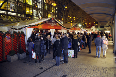 Vergrößerte Ansicht von Silvestermarkt