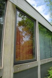 Vergrößerte Ansicht von Kulturhaus Käfertal defekte Fenster