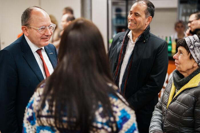 Einbürgerungsfeier 2024: Gespräch mit Oberbürgermeister Specht